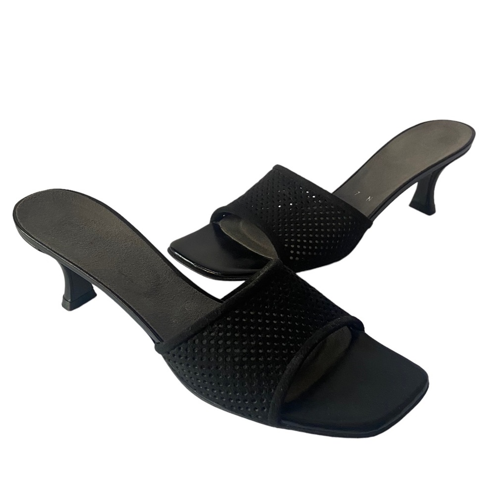 Stuart Weitzman Open Toe Black Suede Leather Square Kitten Heels size 7 narrow